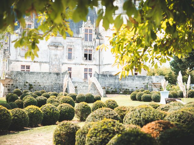 Le mariage de Anthony et Audrey à Saint-Savinien, Charente Maritime 24