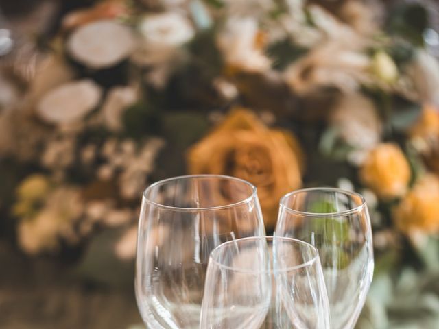 Le mariage de Anthony et Audrey à Saint-Savinien, Charente Maritime 37