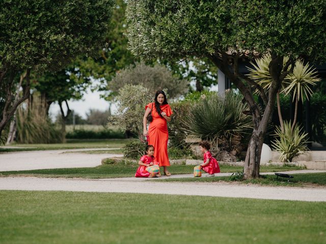 Le mariage de Robert et Laura à Villeneuve-lès-Maguelone, Hérault 3