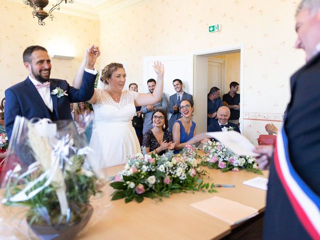 Le mariage de Aurélien et Julie à Saint-Antoine-du-Rocher, Indre-et-Loire 1