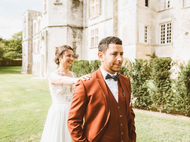 Le mariage de Abdenour et Claire à Crazannes, Charente Maritime 13