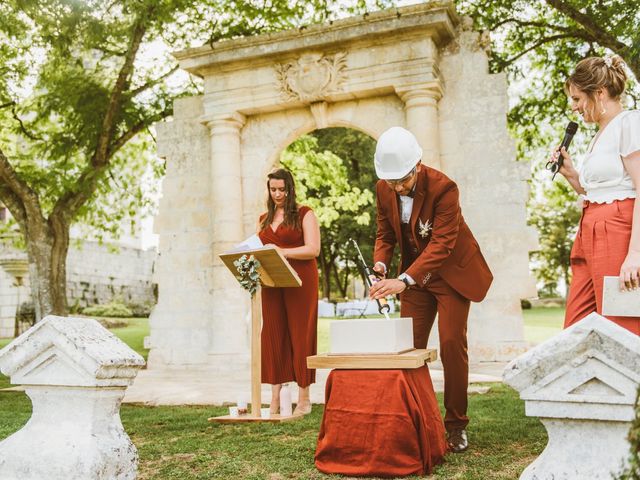 Le mariage de Abdenour et Claire à Crazannes, Charente Maritime 38