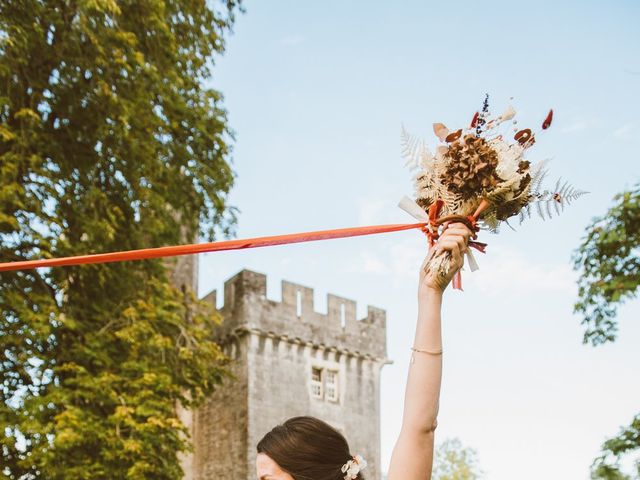 Le mariage de Abdenour et Claire à Crazannes, Charente Maritime 47