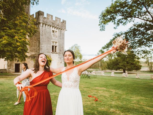 Le mariage de Abdenour et Claire à Crazannes, Charente Maritime 48