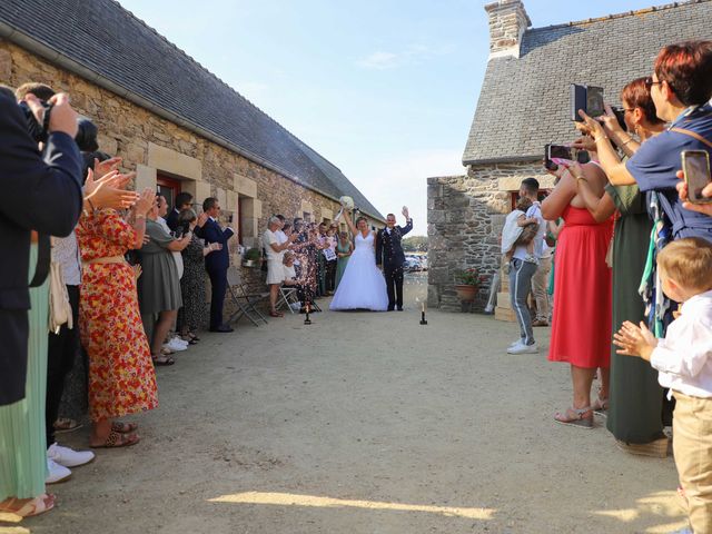 Le mariage de Romain et Laurine à Plouescat, Finistère 36