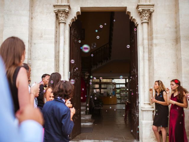 Le mariage de Lhéo et Sarah à Saint-Gilles, Gard 29