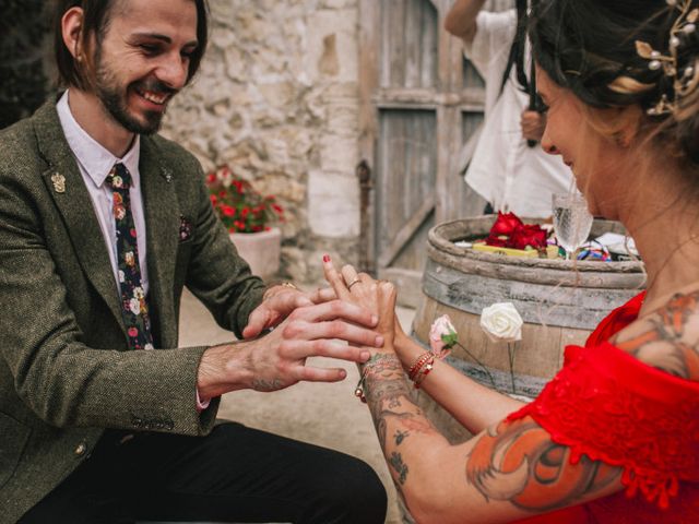 Le mariage de Lhéo et Sarah à Saint-Gilles, Gard 93