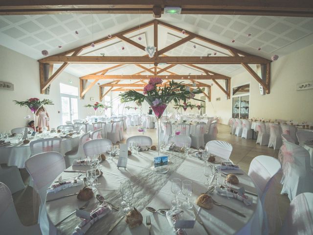 Le mariage de Jonathan et Camille à Millery, Rhône 31