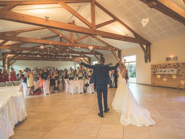 Le mariage de Jonathan et Camille à Millery, Rhône 40