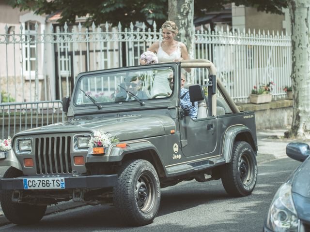 Le mariage de Jonathan et Camille à Millery, Rhône 24