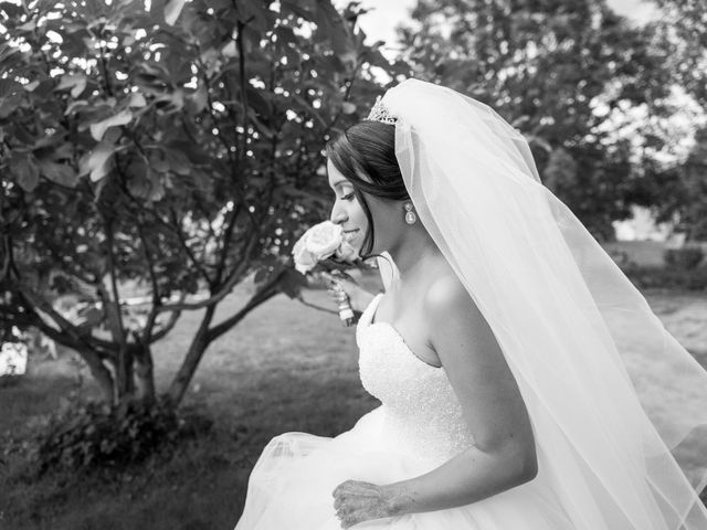 Le mariage de Mehdi et Sonia à Ambilly, Haute-Savoie 12