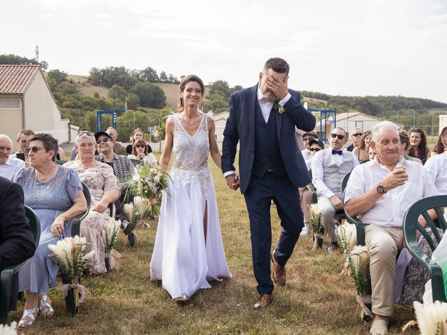 Le mariage de David et Mélanie à Rochefort-Samson, Drôme 15