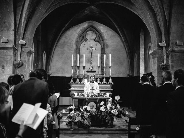 Le mariage de Jonnathan et Mathilde à Génelard, Saône et Loire 23