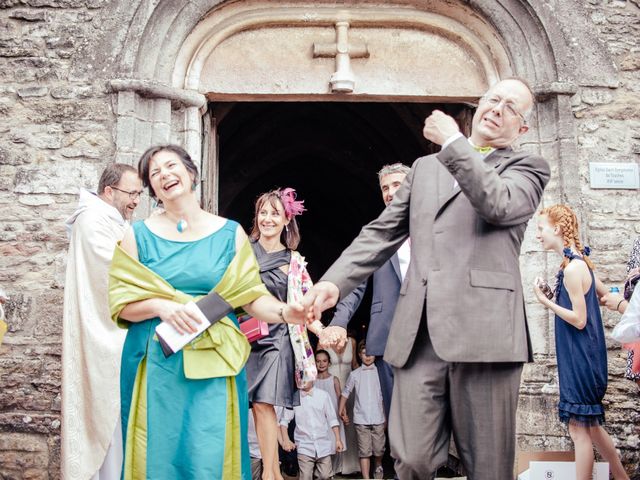 Le mariage de Jonnathan et Mathilde à Génelard, Saône et Loire 33