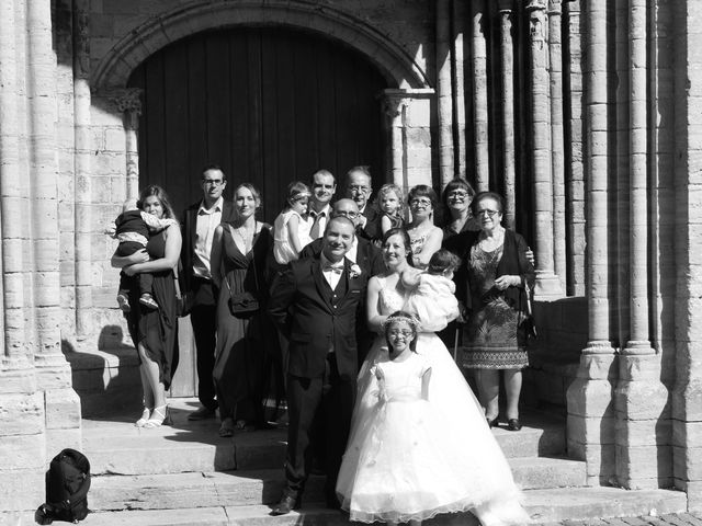 Le mariage de Guillaume et Sandra à Luc-sur-Mer, Calvados 1