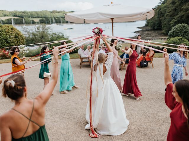 Le mariage de Antoine et Ninon à Plomelin, Finistère 86