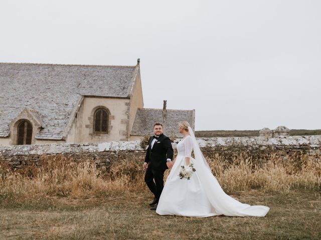 Le mariage de Antoine et Ninon à Plomelin, Finistère 113