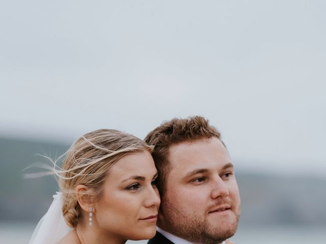 Le mariage de Antoine et Ninon à Plomelin, Finistère 130