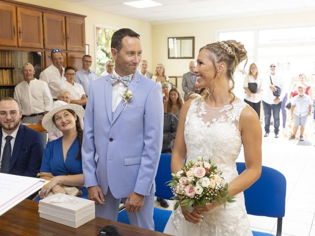 Le mariage de Romain et Amandine à Sarrians, Vaucluse 19