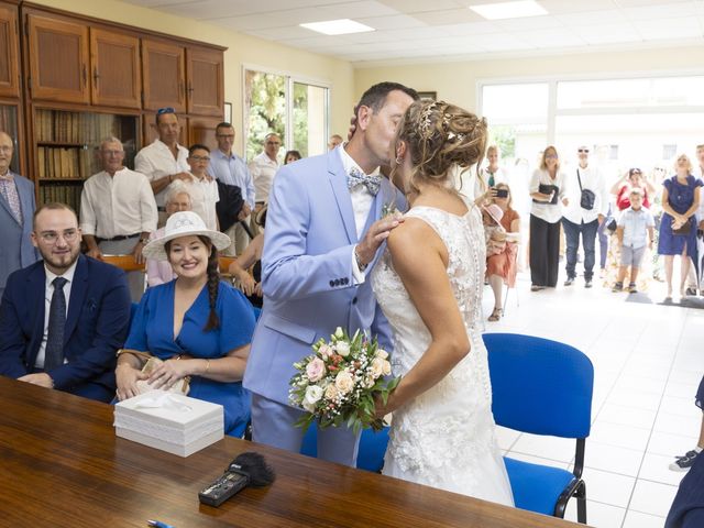 Le mariage de Romain et Amandine à Sarrians, Vaucluse 20