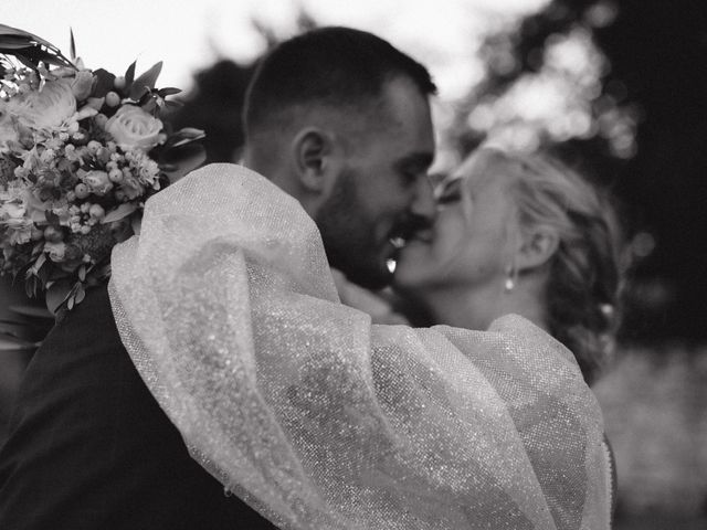 Le mariage de Ugo et Maiwenn à Garat, Charente 25