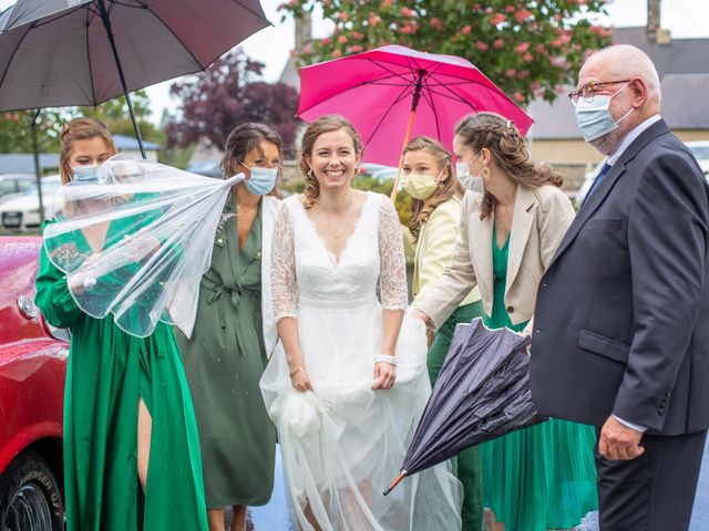 Le mariage de Damien et Emilie à Jullouville, Manche 8