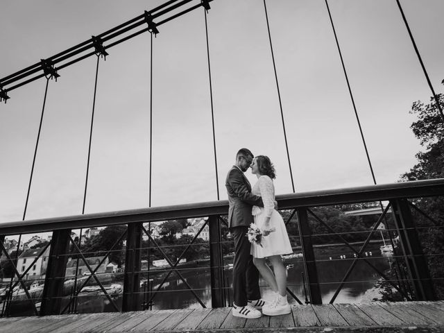 Le mariage de Matthieu et Milène à Le Bono, Morbihan 12