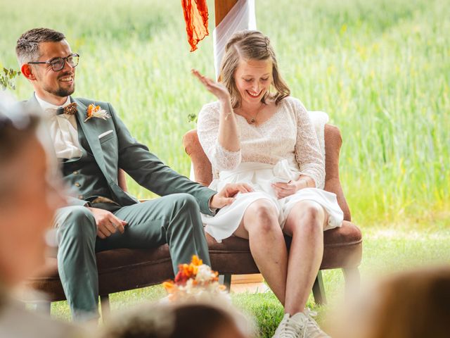 Le mariage de Matthieu et Milène à Le Bono, Morbihan 26