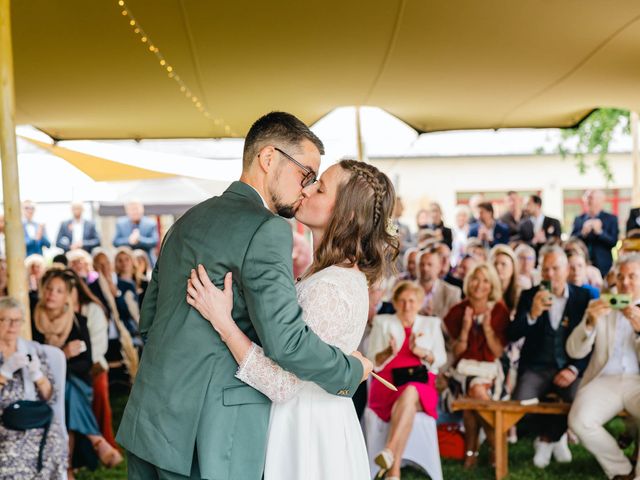 Le mariage de Matthieu et Milène à Le Bono, Morbihan 29