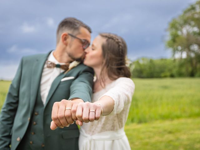 Le mariage de Matthieu et Milène à Le Bono, Morbihan 34