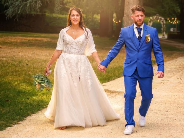 Le mariage de Romain et Marine à Montaigu, Vendée 11
