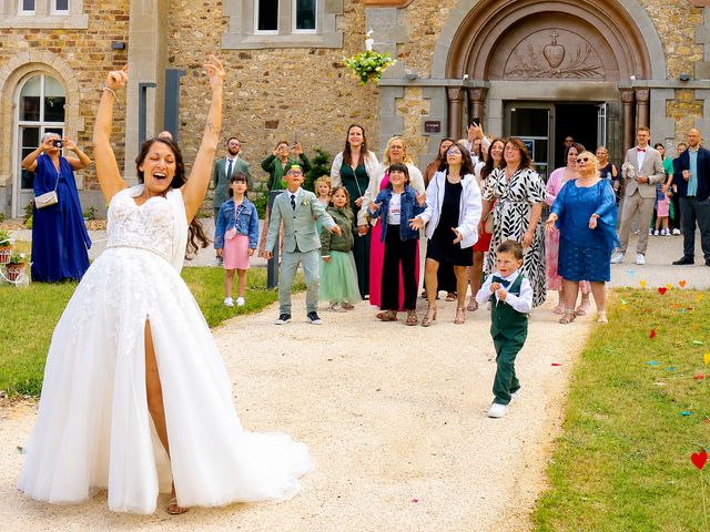 Le mariage de Romain et Marine à Montaigu, Vendée 44