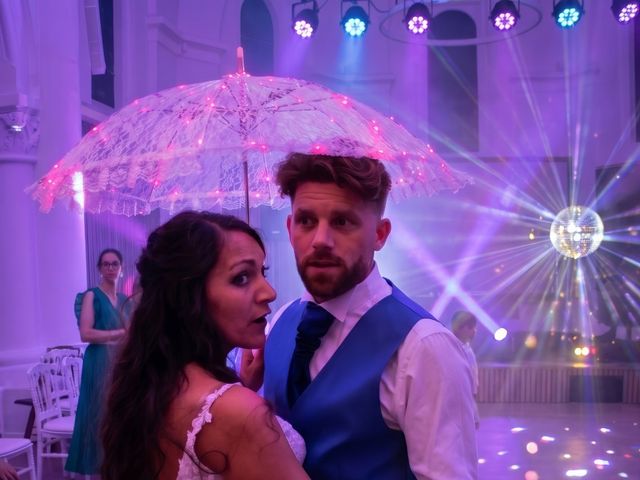 Le mariage de Romain et Marine à Montaigu, Vendée 59