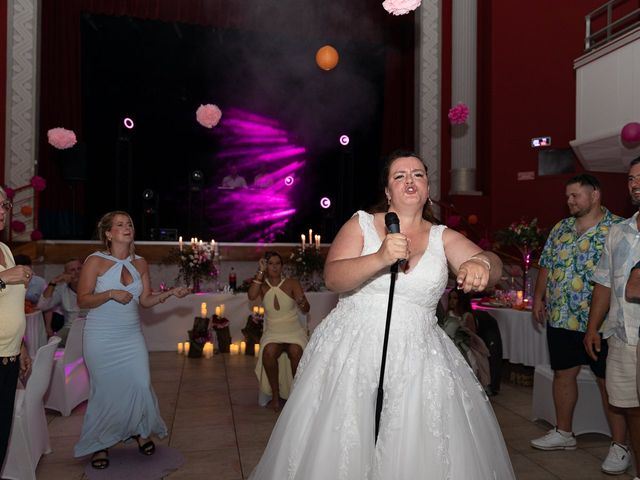 Le mariage de Anthony et Léa à Vendin-le-Vieil, Pas-de-Calais 96