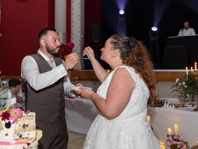 Le mariage de Anthony et Léa à Vendin-le-Vieil, Pas-de-Calais 120