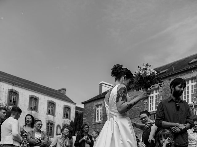 Le mariage de Benjamin et Claire à Ploemeur, Morbihan 19