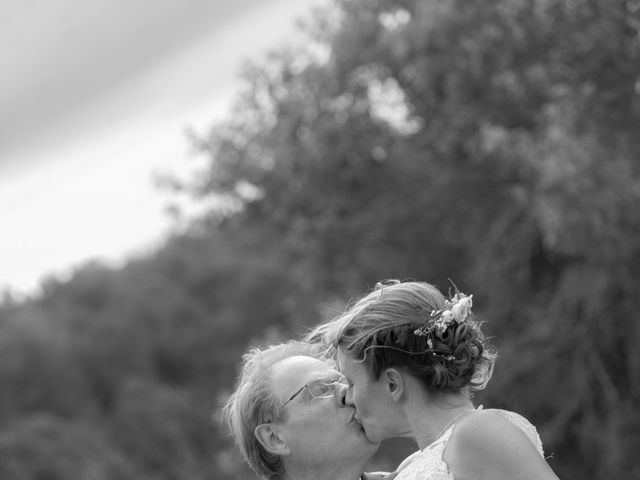 Le mariage de Thierry et Stéphanie à Rouillon, Sarthe 44