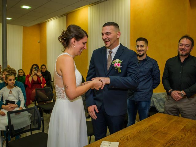 Le mariage de Mathieu et Aurélie à Mandeure, Doubs 5