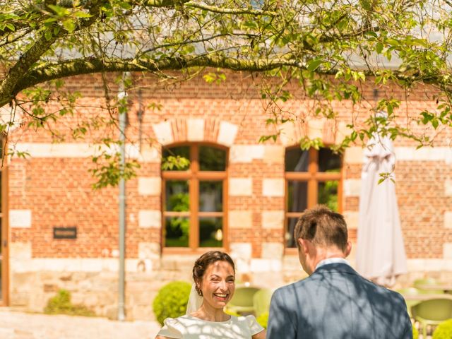 Le mariage de Christopher et Agathe à Aisonville-et-Bernoville, Aisne 54