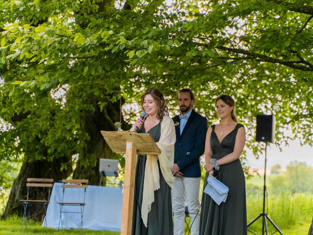 Le mariage de Christopher et Agathe à Aisonville-et-Bernoville, Aisne 90