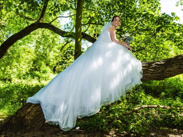 Le mariage de David et Elodie à Cappelle-la-Grande, Nord 42