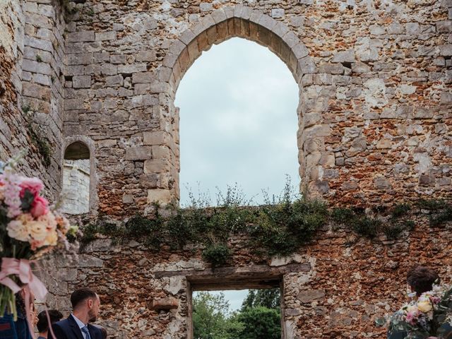 Le mariage de Legroux et Cécile à Fontenay-Trésigny, Seine-et-Marne 10