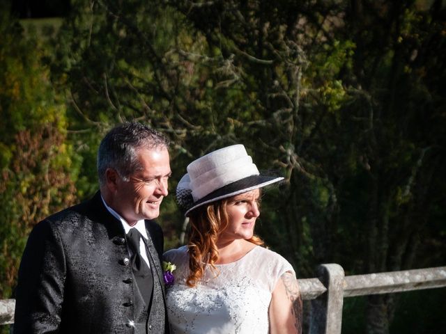 Le mariage de Laurent et Amandine à Cahagnes, Calvados 24