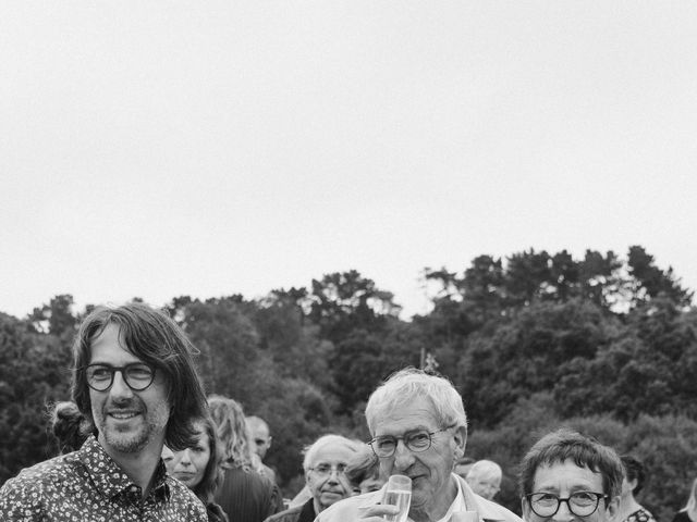 Le mariage de Fabrice et Marie-Anne à Guidel, Morbihan 44