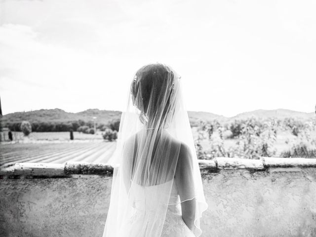 Le mariage de Pascual et Anais à Pierrelatte, Drôme 14