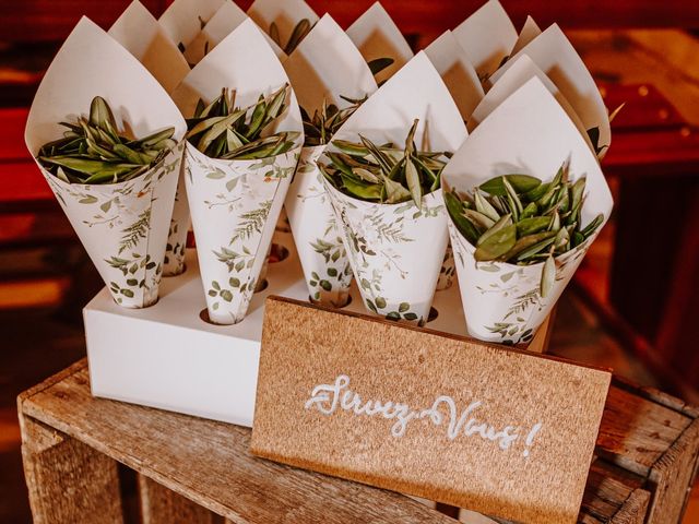 Le mariage de Pascual et Anais à Pierrelatte, Drôme 24