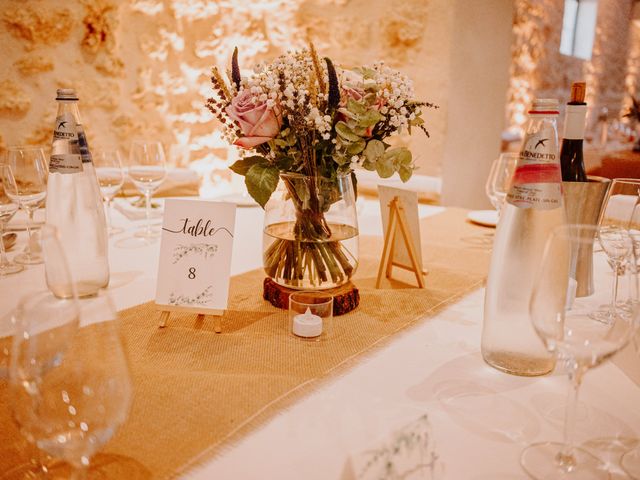 Le mariage de Pascual et Anais à Pierrelatte, Drôme 44