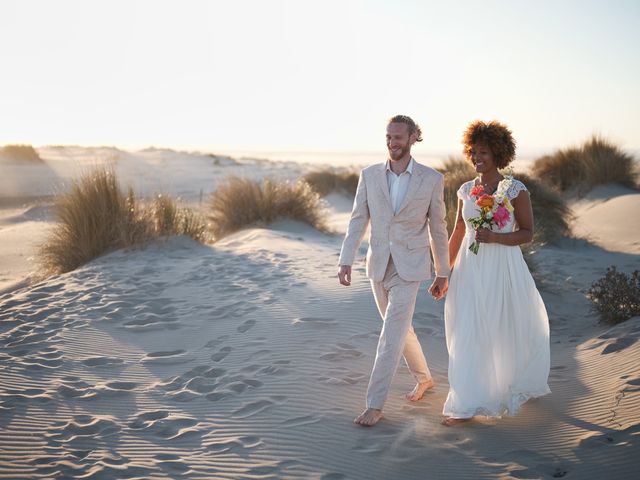 Le mariage de Louison et Carol à Le Grau-du-Roi, Gard 10