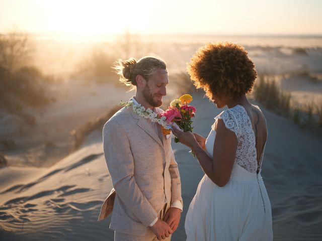 Le mariage de Louison et Carol à Le Grau-du-Roi, Gard 14