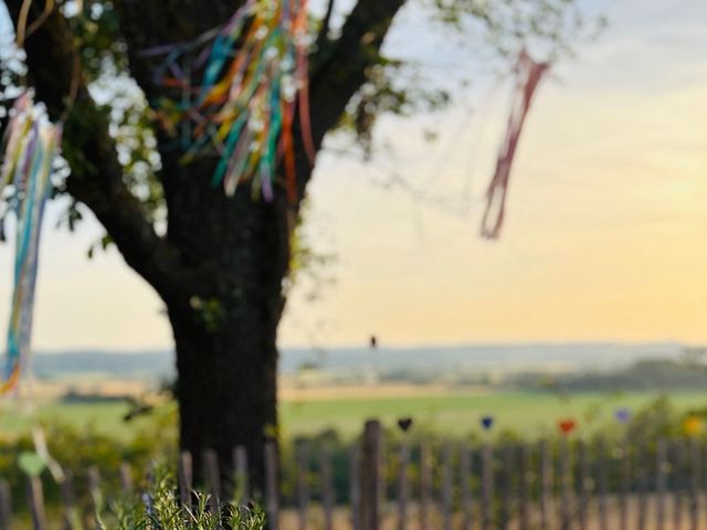 Le mariage de Arnaud Daurat et Etna et Dorian à Toulouse, Haute-Garonne 27